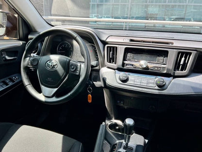 2016 Toyota Rav 4 4x2, Automatic, Gas