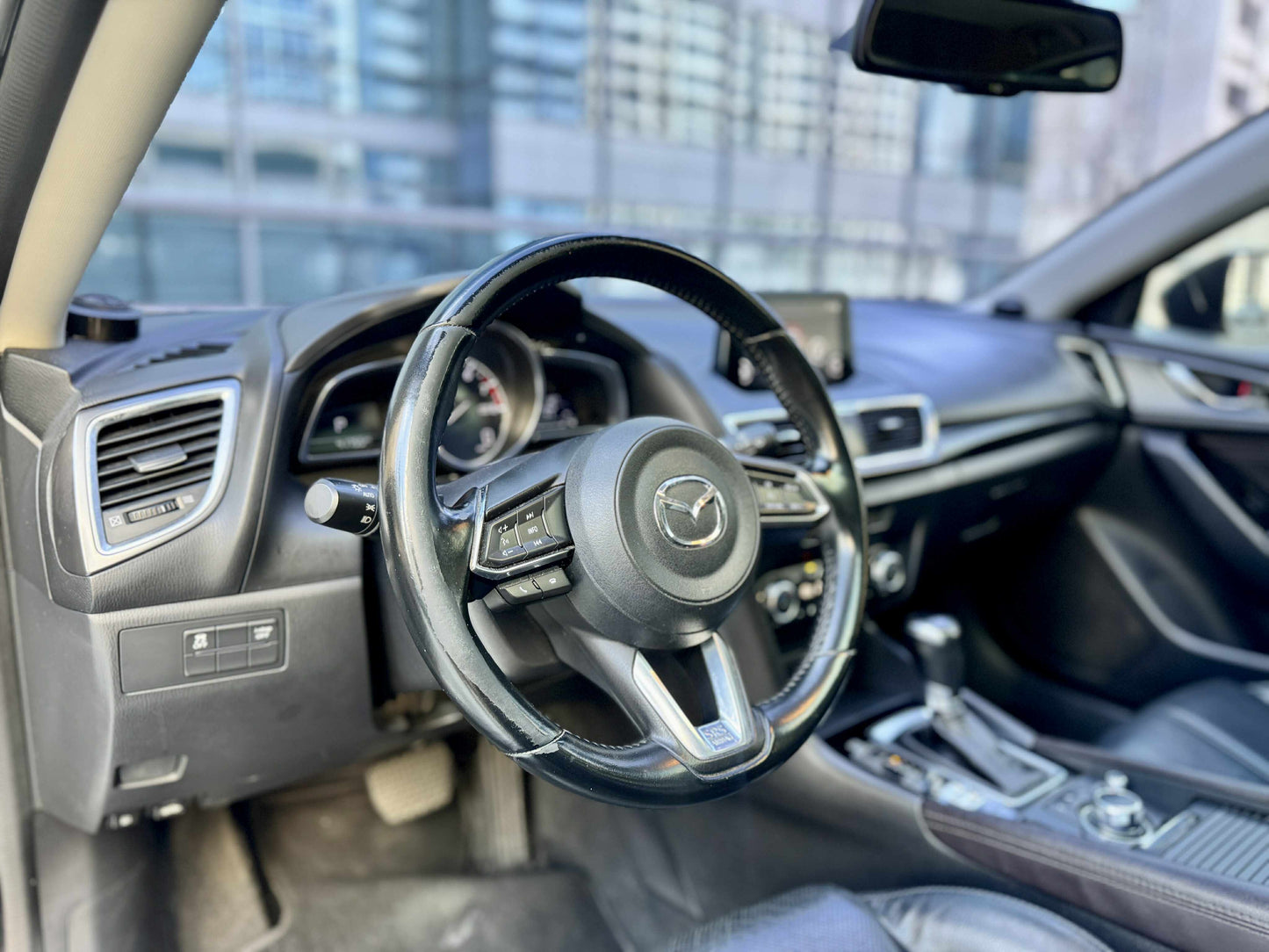 2018 Mazda 3 2.0 R, Automatic, Gas