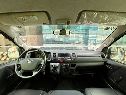 2017 Toyota Commuter 3.0, Manual, Diesel