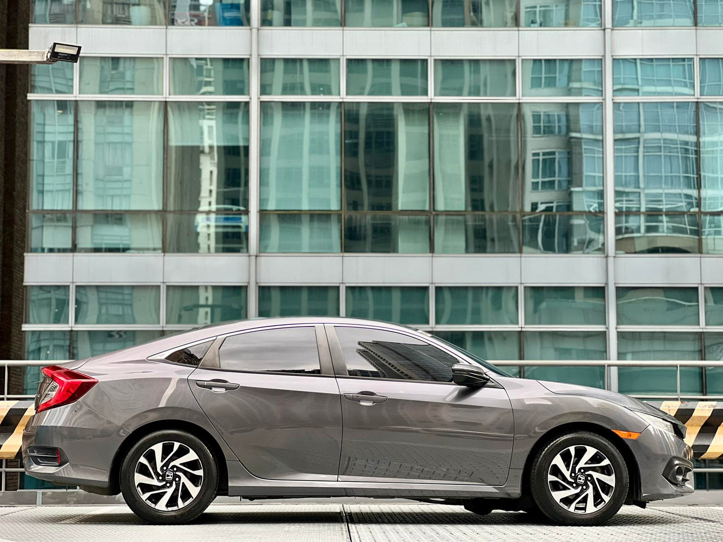 2018 Honda Civic 1.8 E CVT, Automatic, Gas