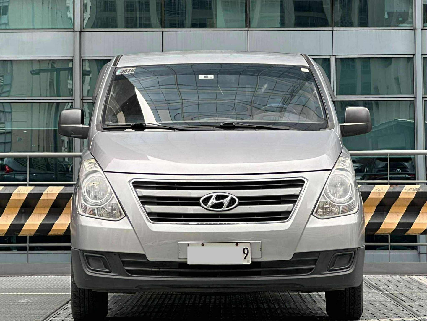 2017 Hyundai Starex 2.5, Manual, Diesel