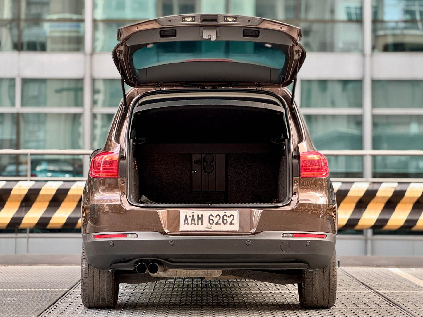 2014 Volkswagen Tiguan AWD 2.0, Automatic, Diesel