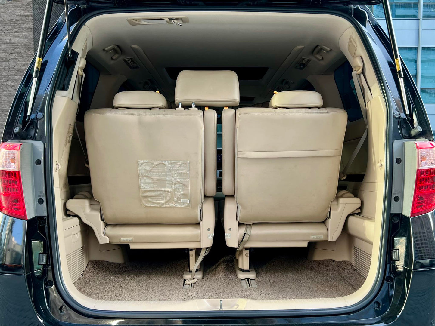 2011 Toyota Alphard 3.5, Automatic, Gas