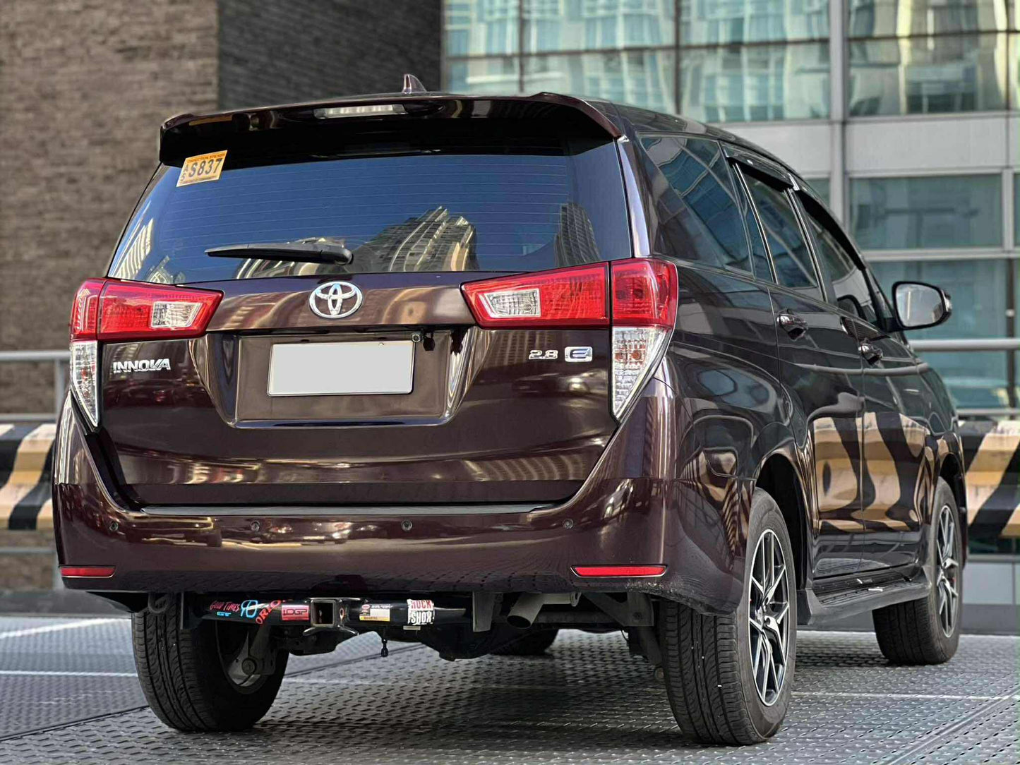 2018 Toyota Innova E, Automatic,  Diesel