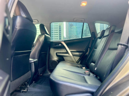 2017 Toyota Rav4 Premium,   Automatic, Gas