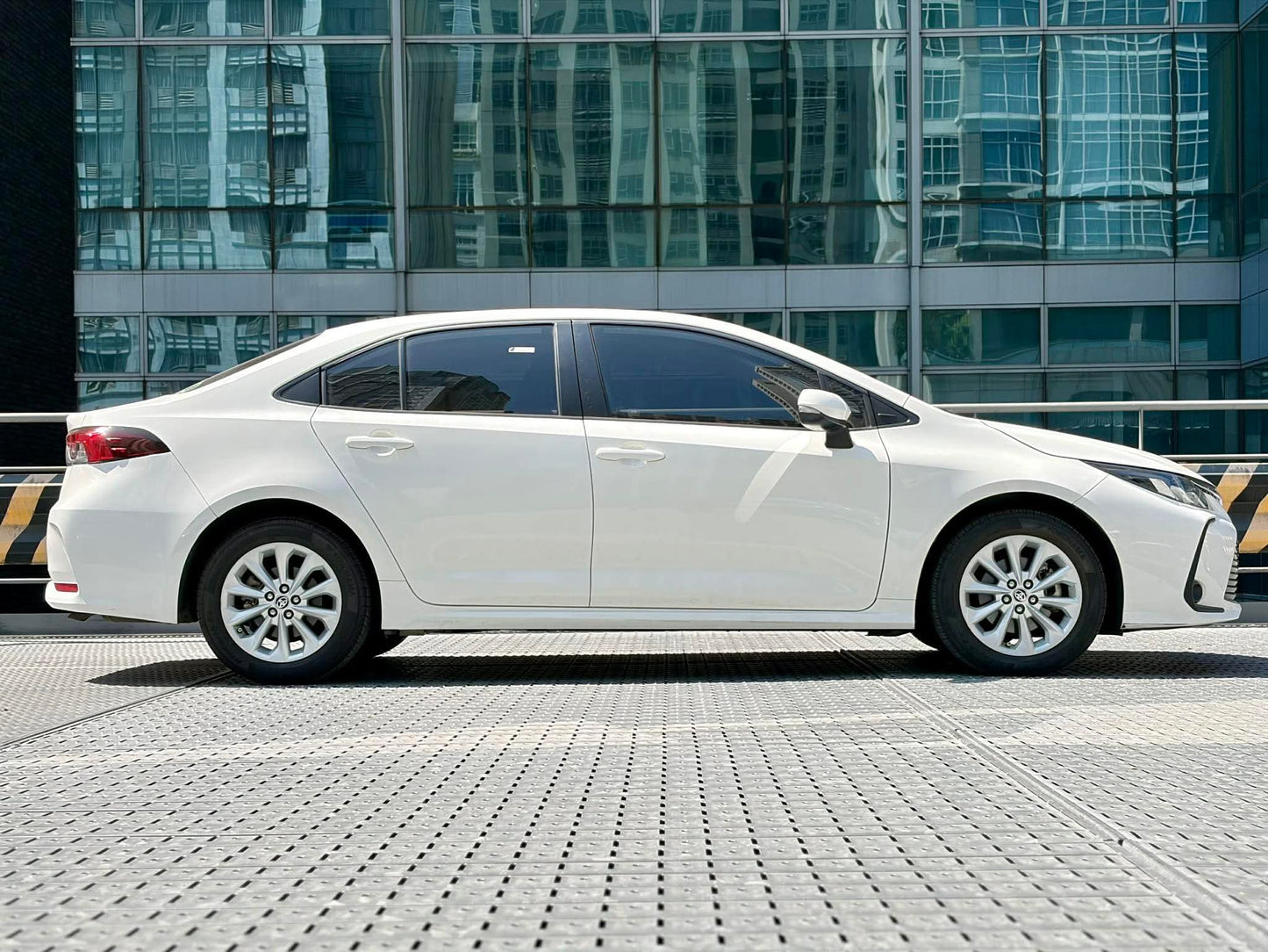 2020 Toyota Altis 1.6 G, Automatic, Gas