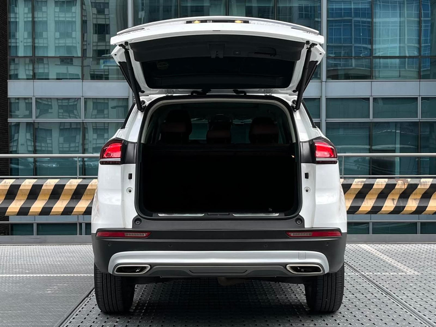 2023 Geely Azkarra Luxury Mild Hybrid 4WD 1.5, Automatic, Gas