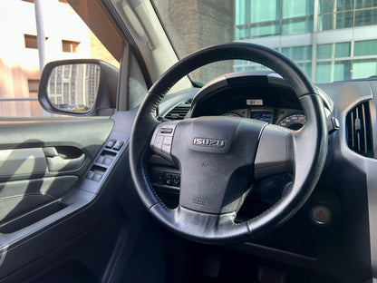 2015 Izuzu MUX LSA 4x2 2.5, Automatic, Diesel