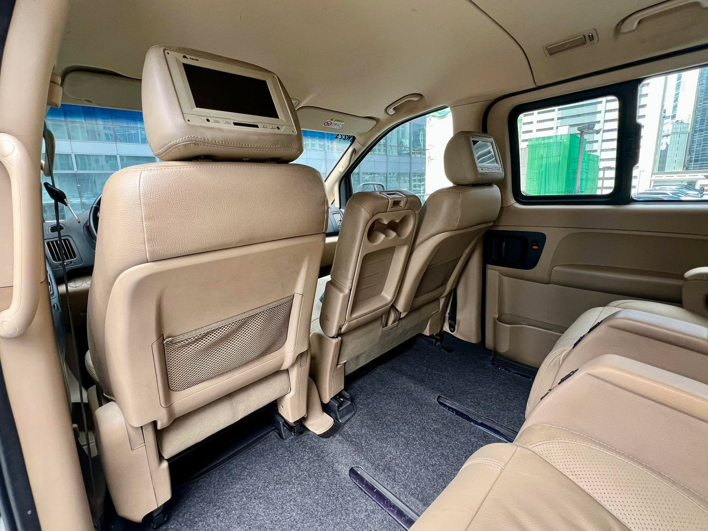 2019 Hyundai Grand Starex Platinum 2.5, Automatic, Diesel