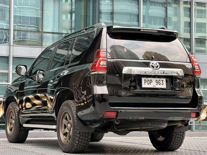 2011 Toyota Land Cruiser Prado VX 4.0 V6 4x4, Automatic, Gas