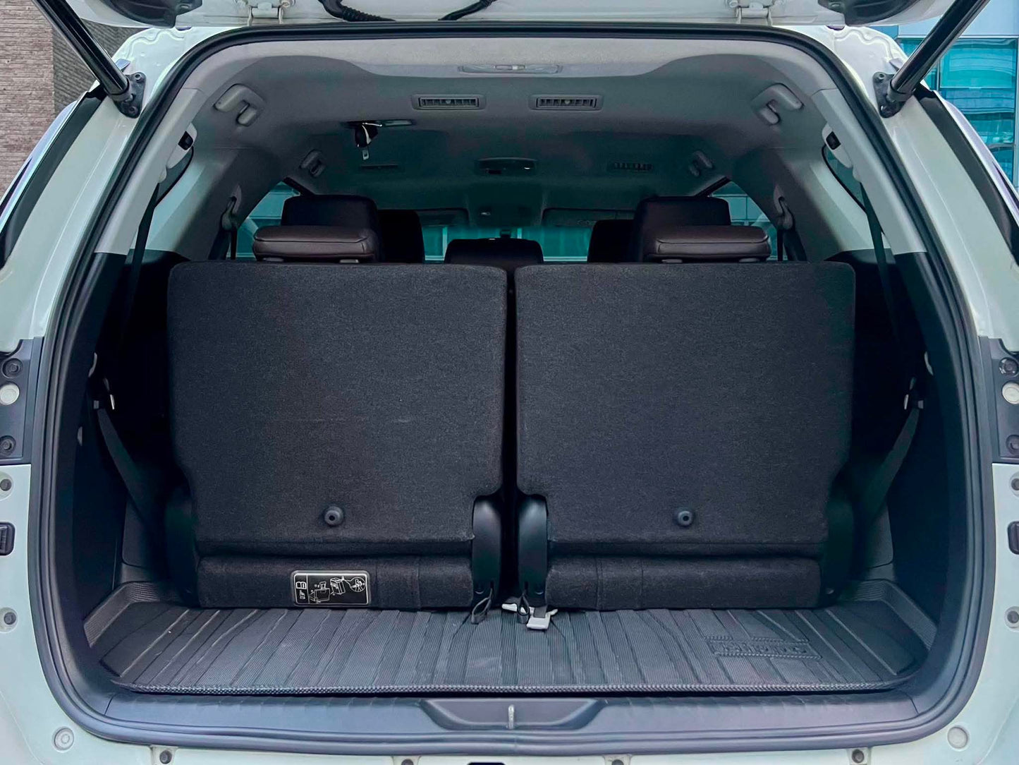 2017 Toyota Fortuner 4x2 V, Automatic, Diesel