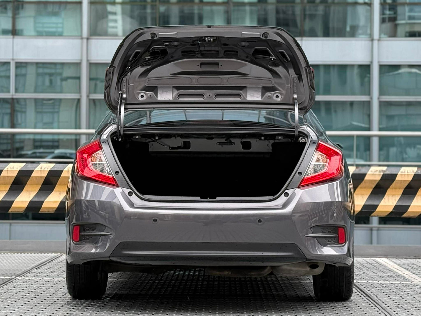 2020 Honda Civic E 1.8, Automatic, Gas