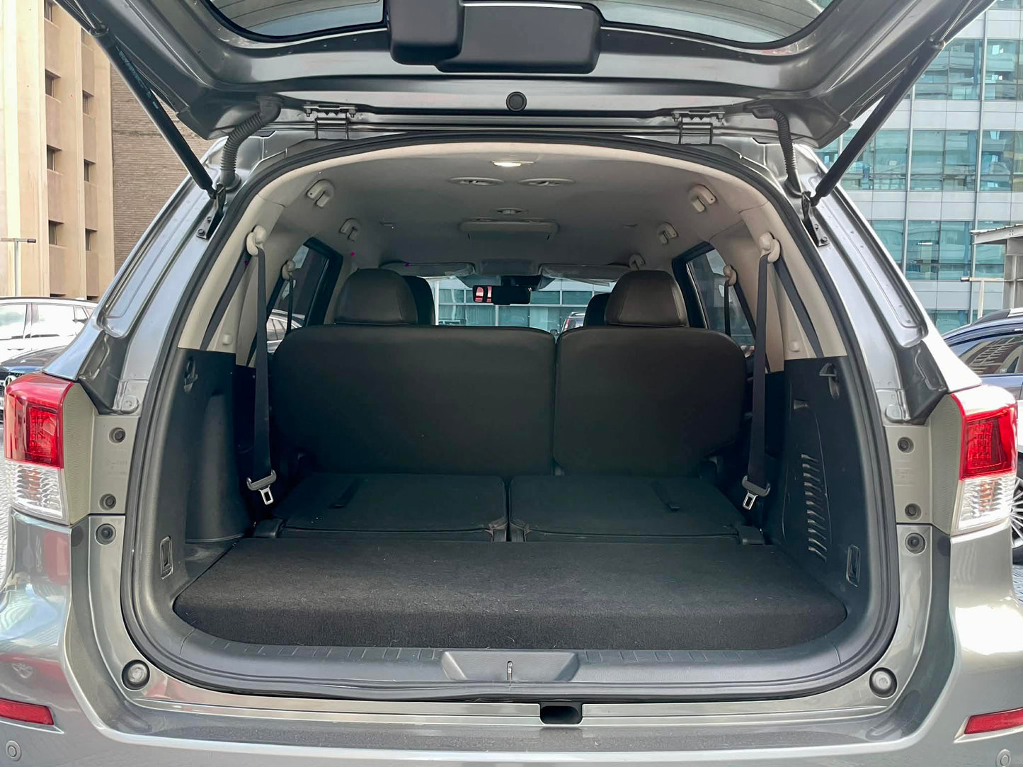 2020 Nissan Terra VL 4x2 2.5, Automatic, Diesel