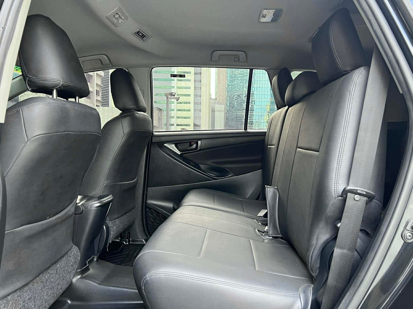2022 Toyota Innova 2.8 E, Automatic, Diesel