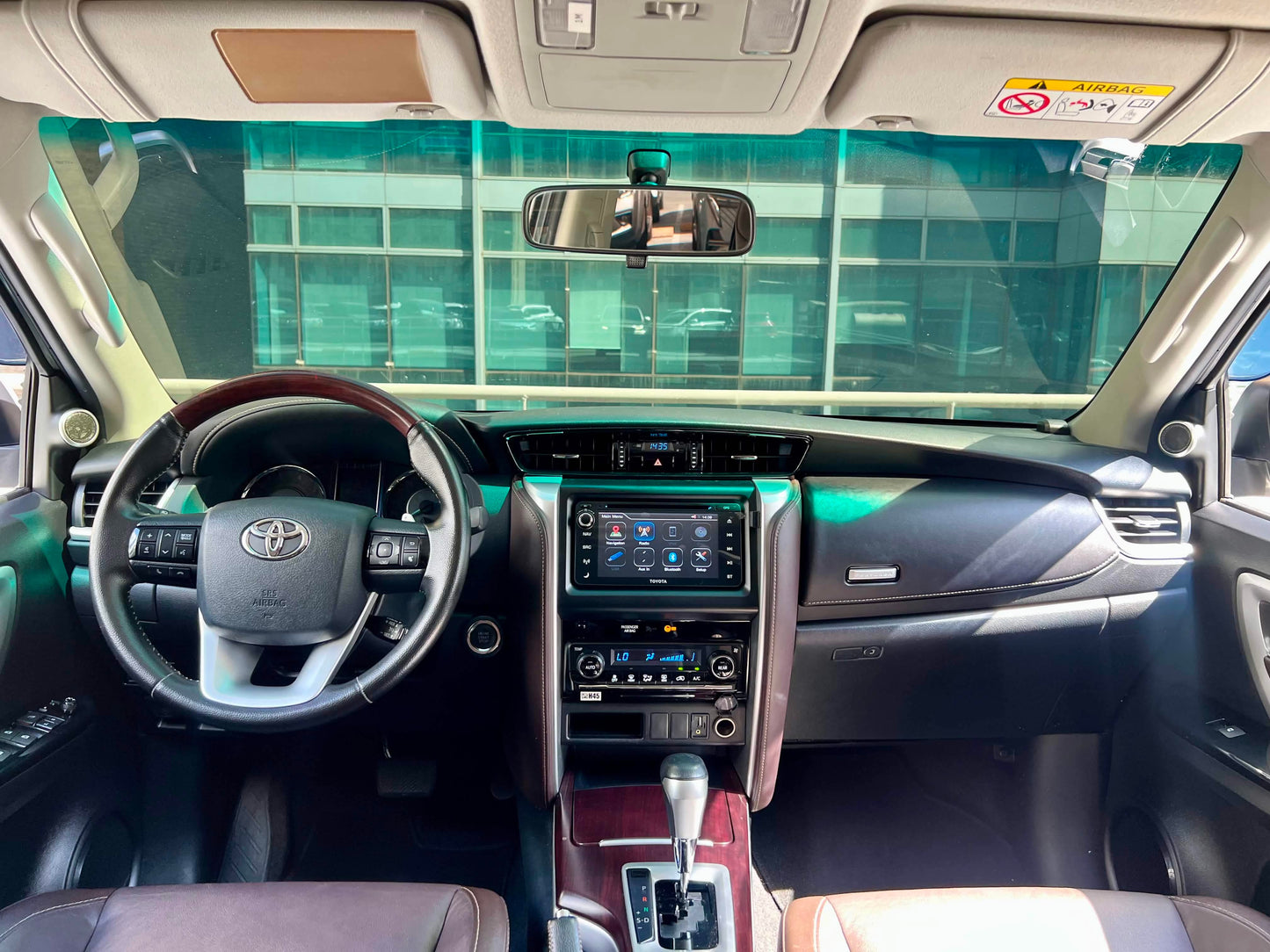 2017 Toyota Fortuner V 4x2 2.4, Automatic, Diesel