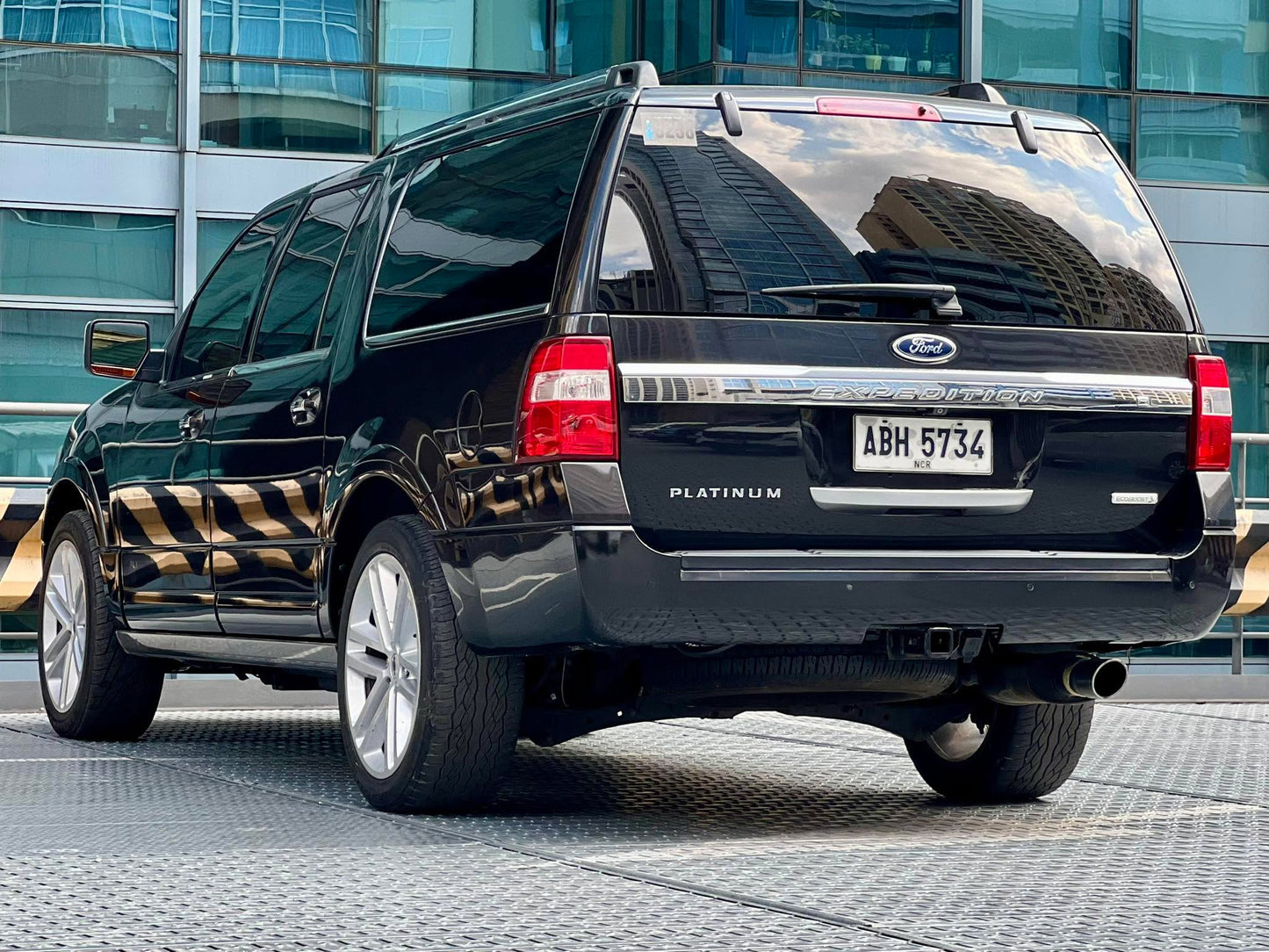 2015 Ford Expedition Platinum 4x4 3.5, Automatic, Gas