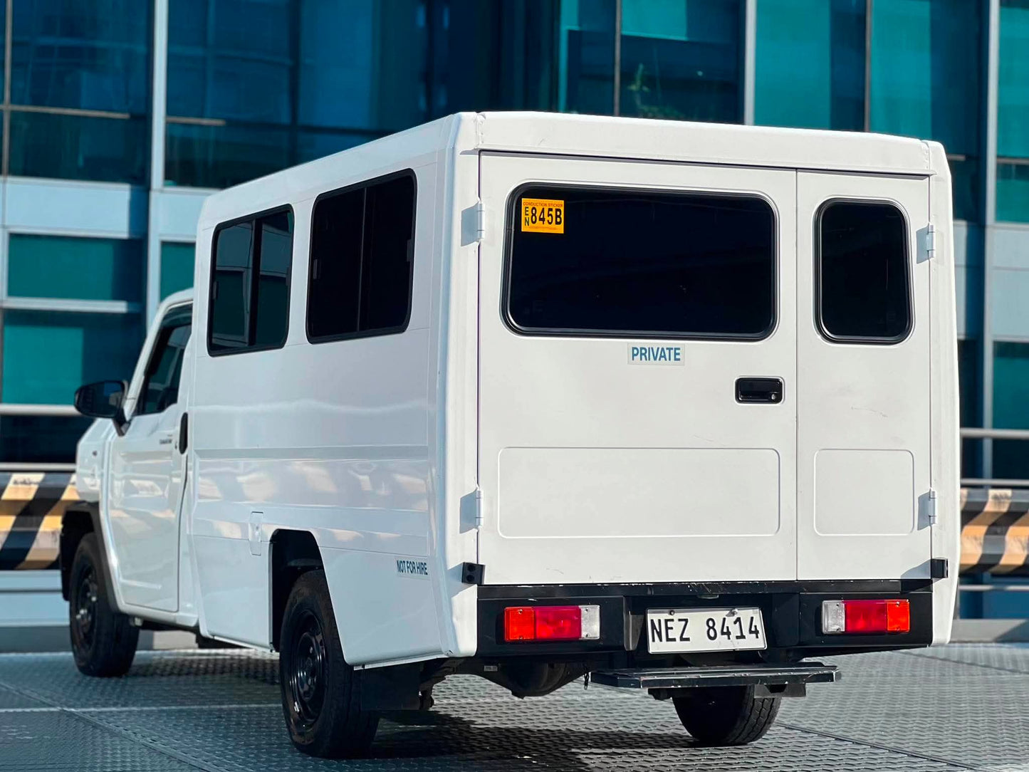 2025 Toyota Tamaraw 2.4 FX Dual AC Utility Van, Diesel, Manual