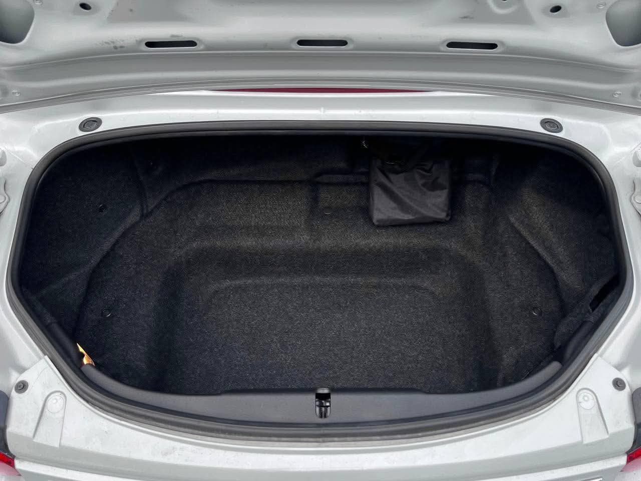 2018 Mazda MX5 Soft Top 2.0, Automatic, Gas