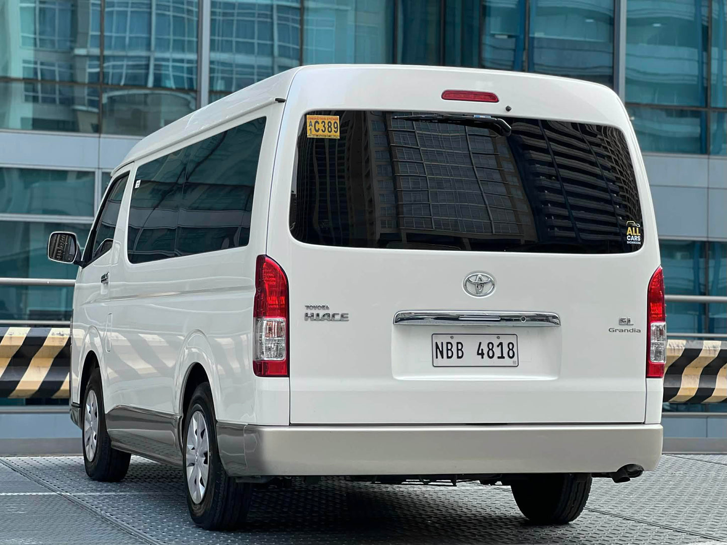 2018 Toyota HiAce GL Grandia 3.0, Automatic, Diesel