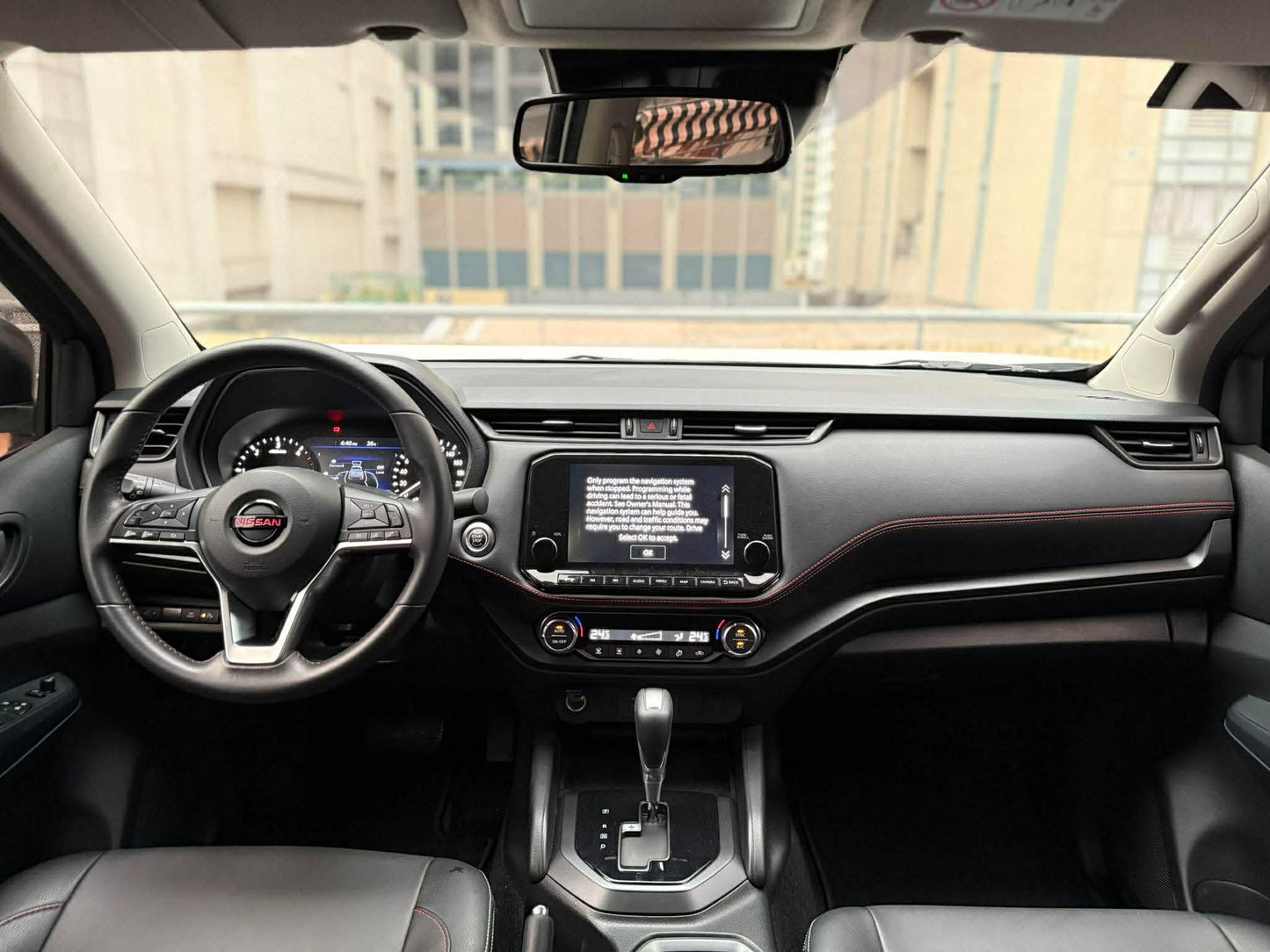 2025 Nissan Navara 2.5 Calibre-X, Automatic, Diesel