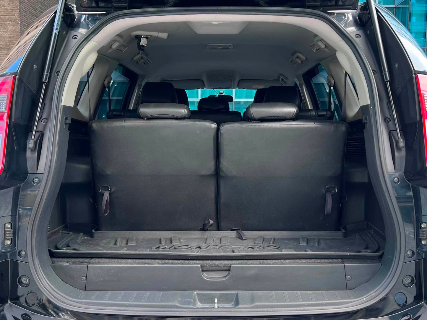 2020 Mitsubishi Montero Sport GLS,Automatic Diesel