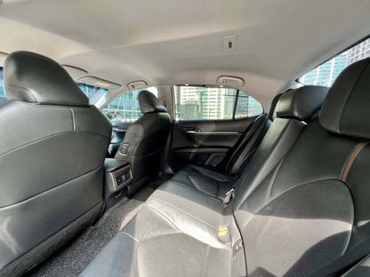 2020 Toyota Camry 2.5 V, Automatic, Gas