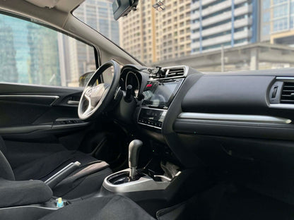 2015 Honda Jazz VX 1.5, Automatic, Gas l