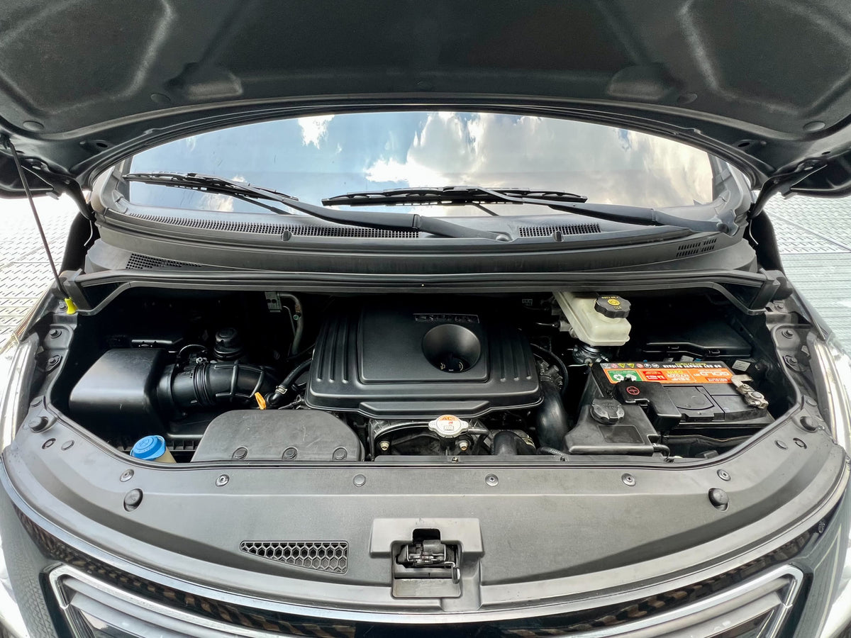 2018 Hyundai Grand Starex 2.5, Automatic, Diesel