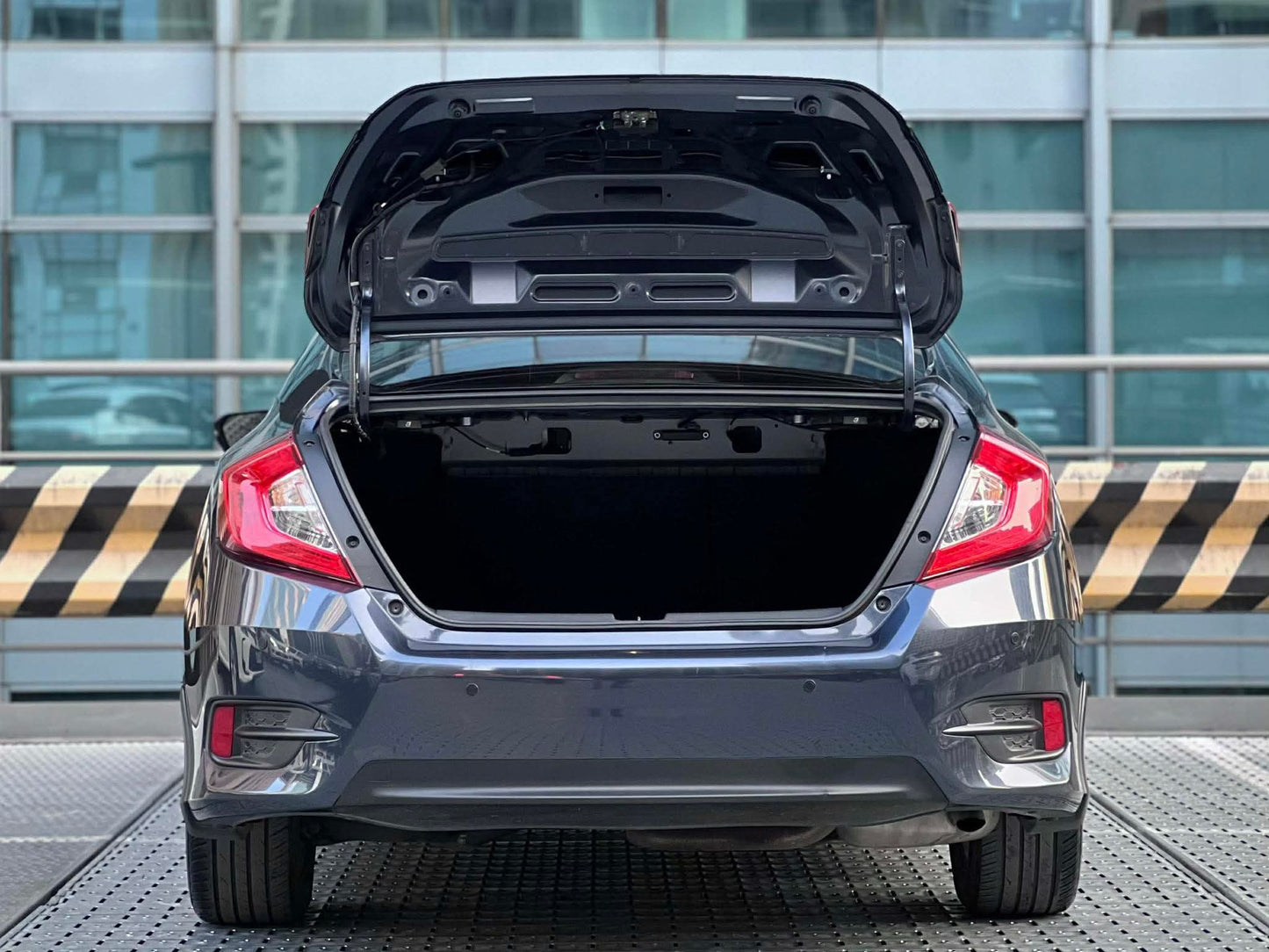 2016 Honda Civic 1.8 E, Automatic, Gas
