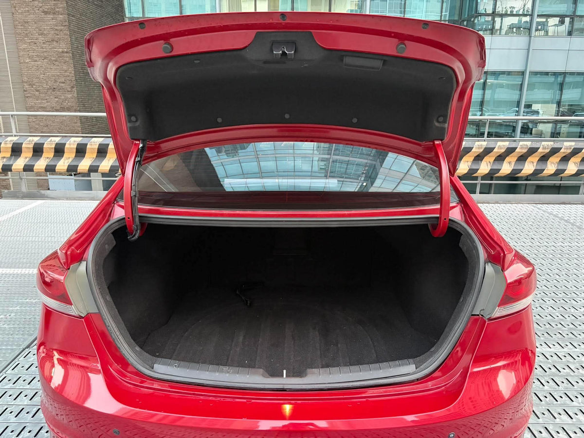 2016 Hyundai Elantra 1.6 GL, 
Automatic, Gas