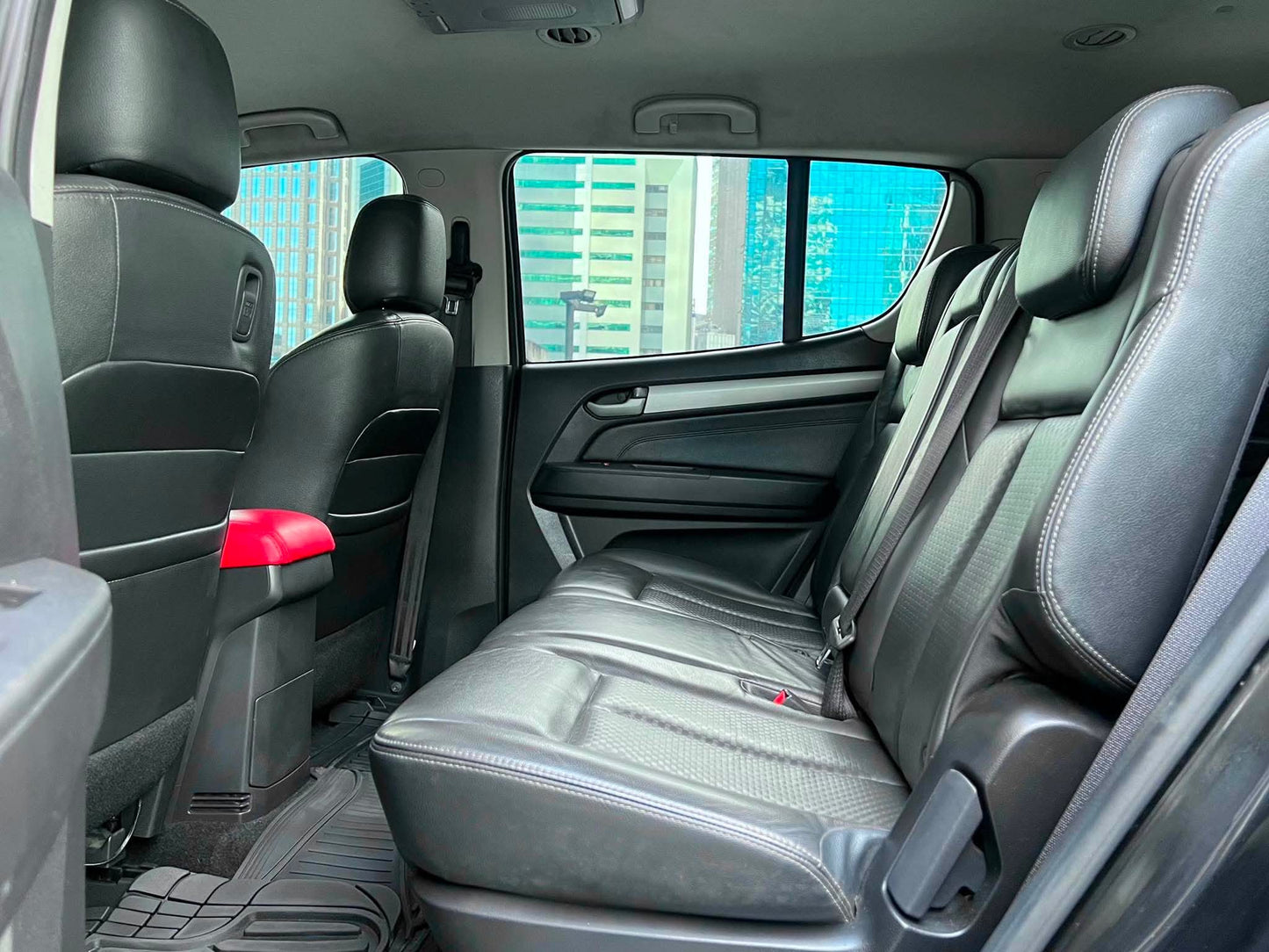 2015 Isuzu MUX 2.5 LSA 4x4, Automatic, Diesel