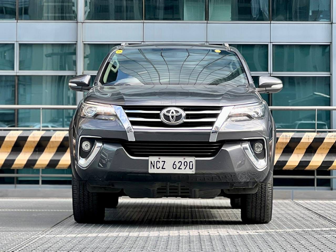 2016 Toyota Fortuner 2.4 V 4x2, Automatic, Diesel