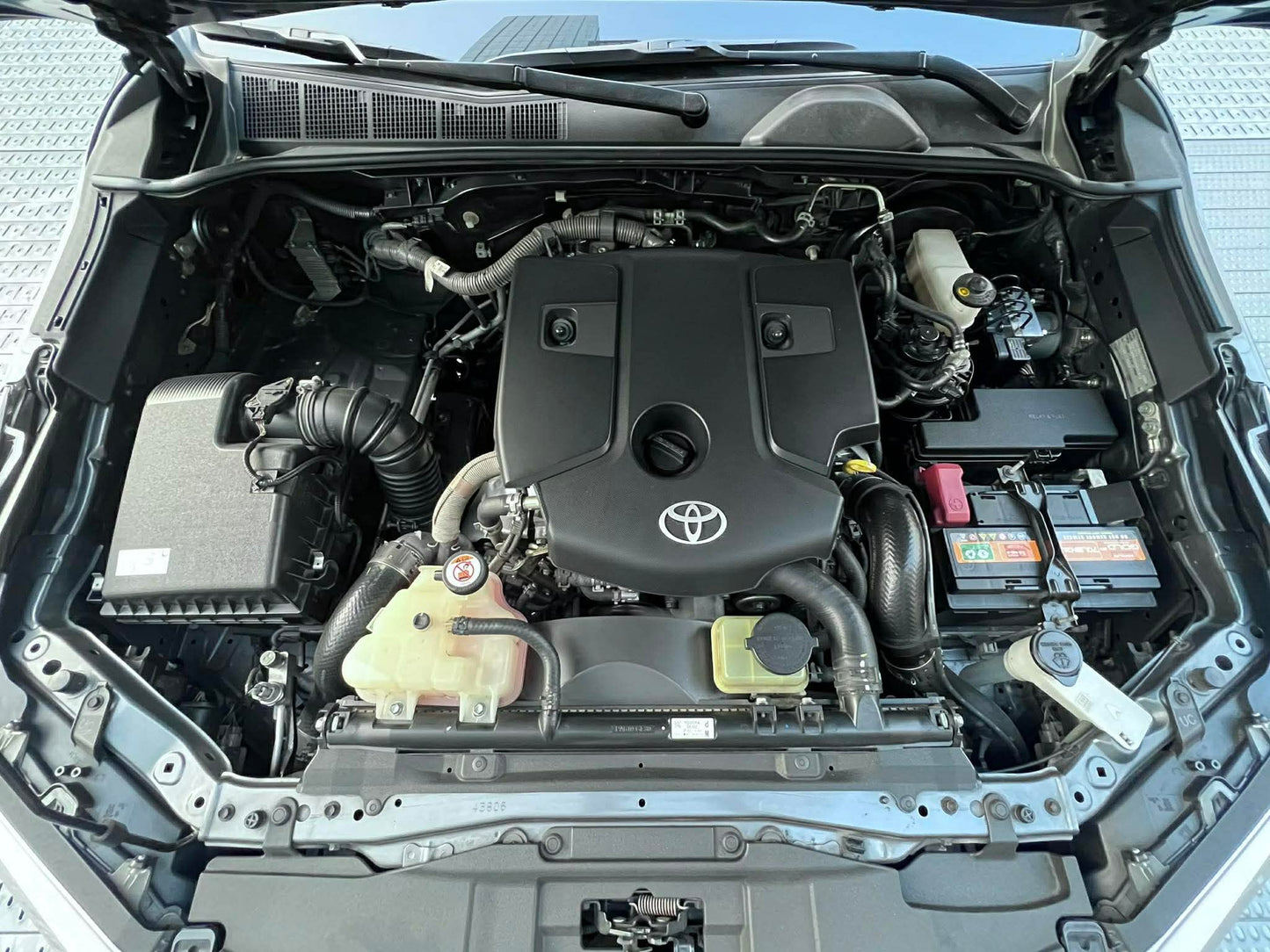 2022 Toyota Fortuner G, Automatic, Diesel