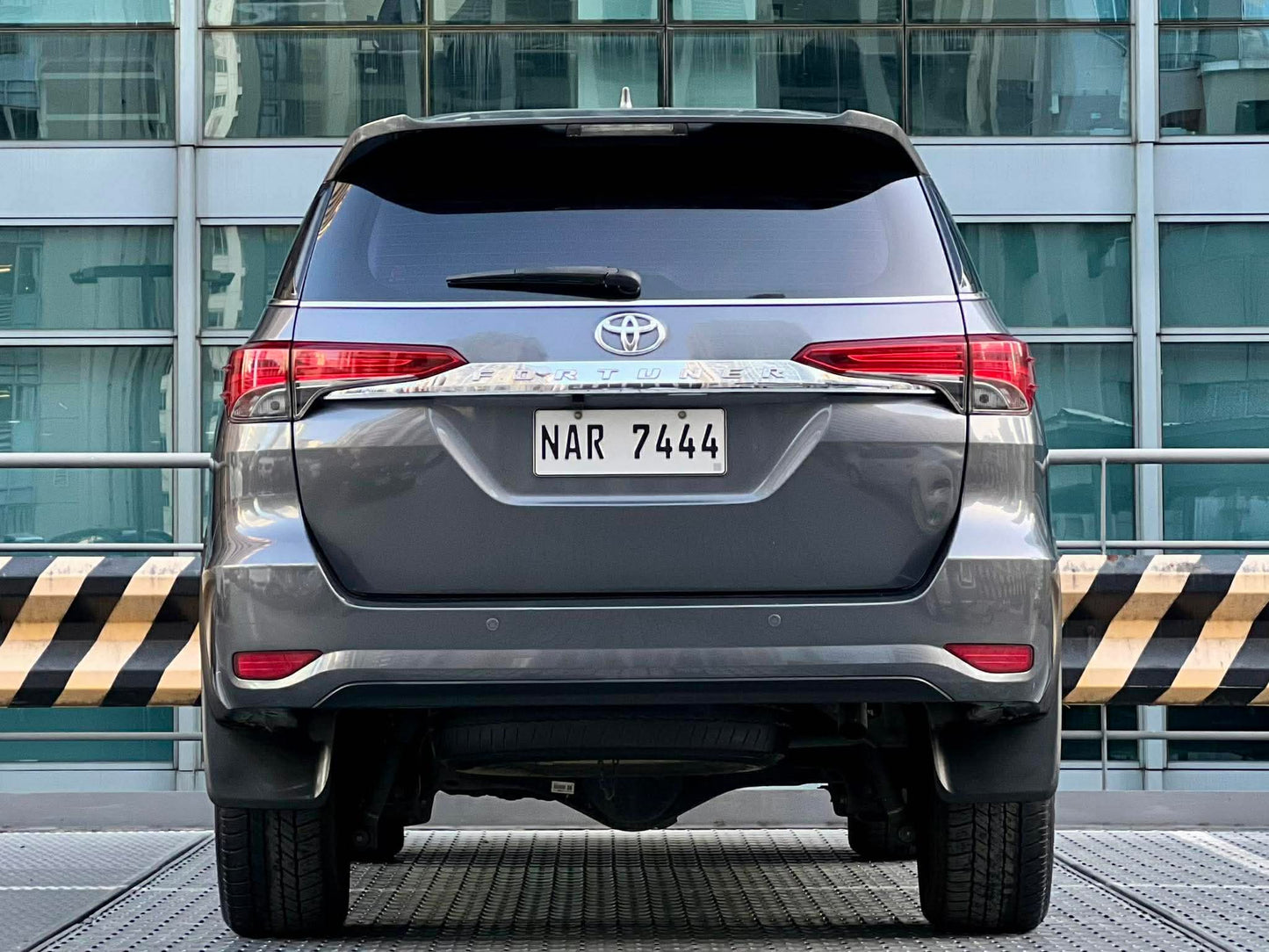 2017 Toyota Fortuner V 4x2, Automatic, Diesel