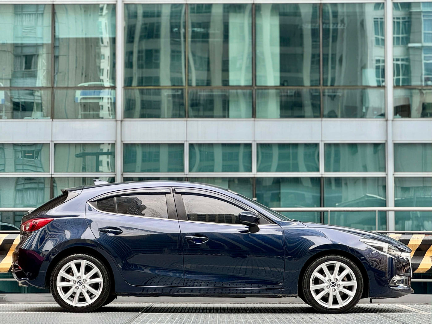 2017 Mazda 3 R 2.0, Automatic, Gas