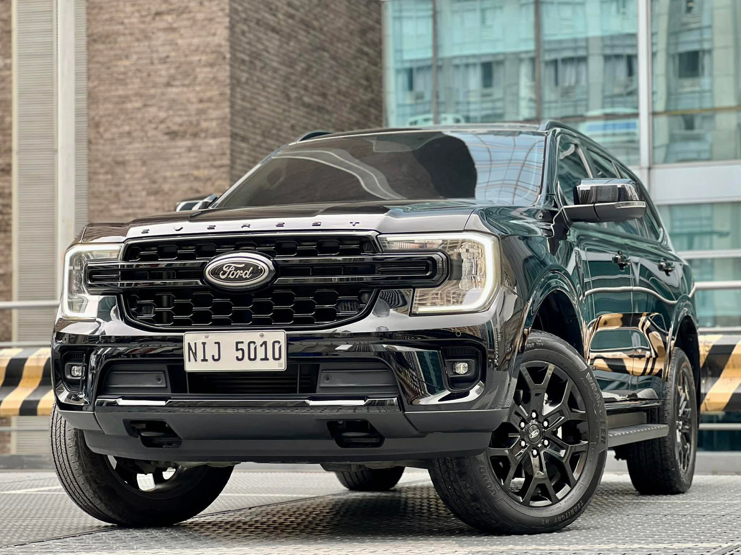 2023 Ford Everest (Next Gen) 2.0 Sports 4x2, Automatic, Diesel