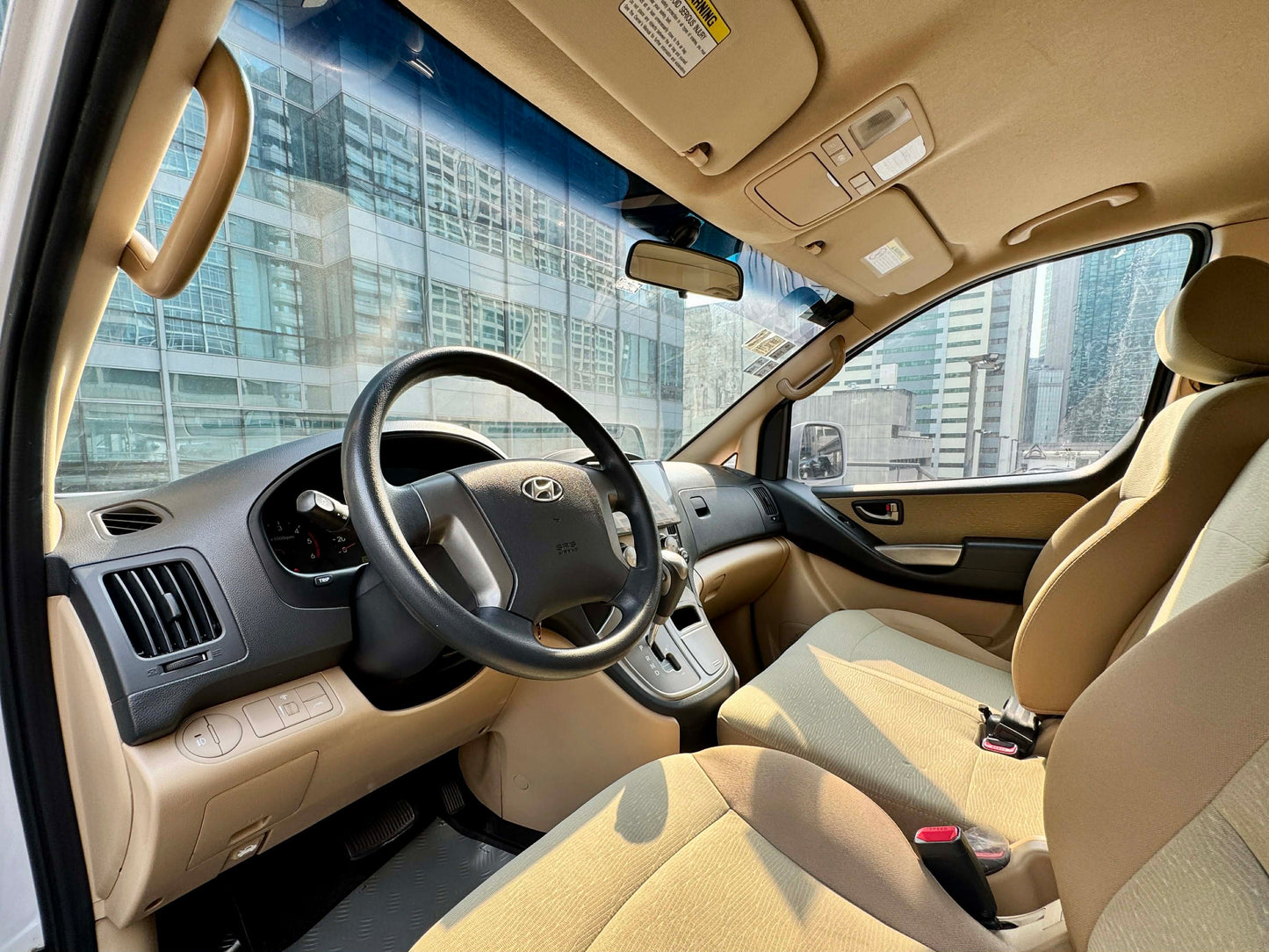 2015 Hyundai Grand Starex VGT 2.5, Automatic, Diesel