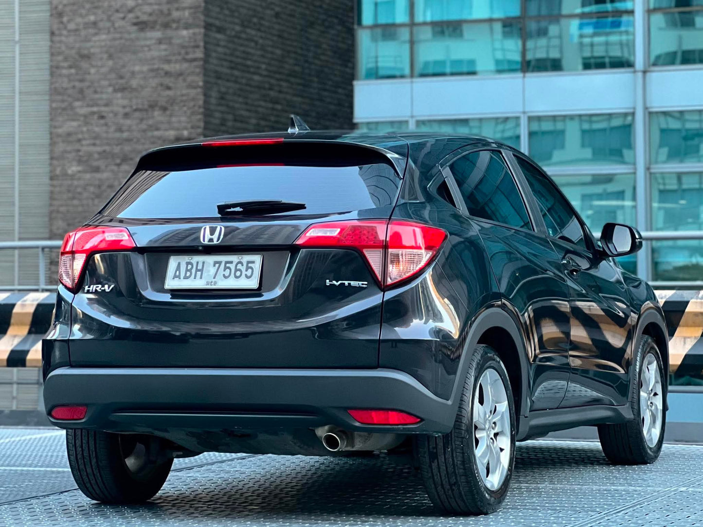 2015 Honda HRV 1.8 E, Automatic, Gas