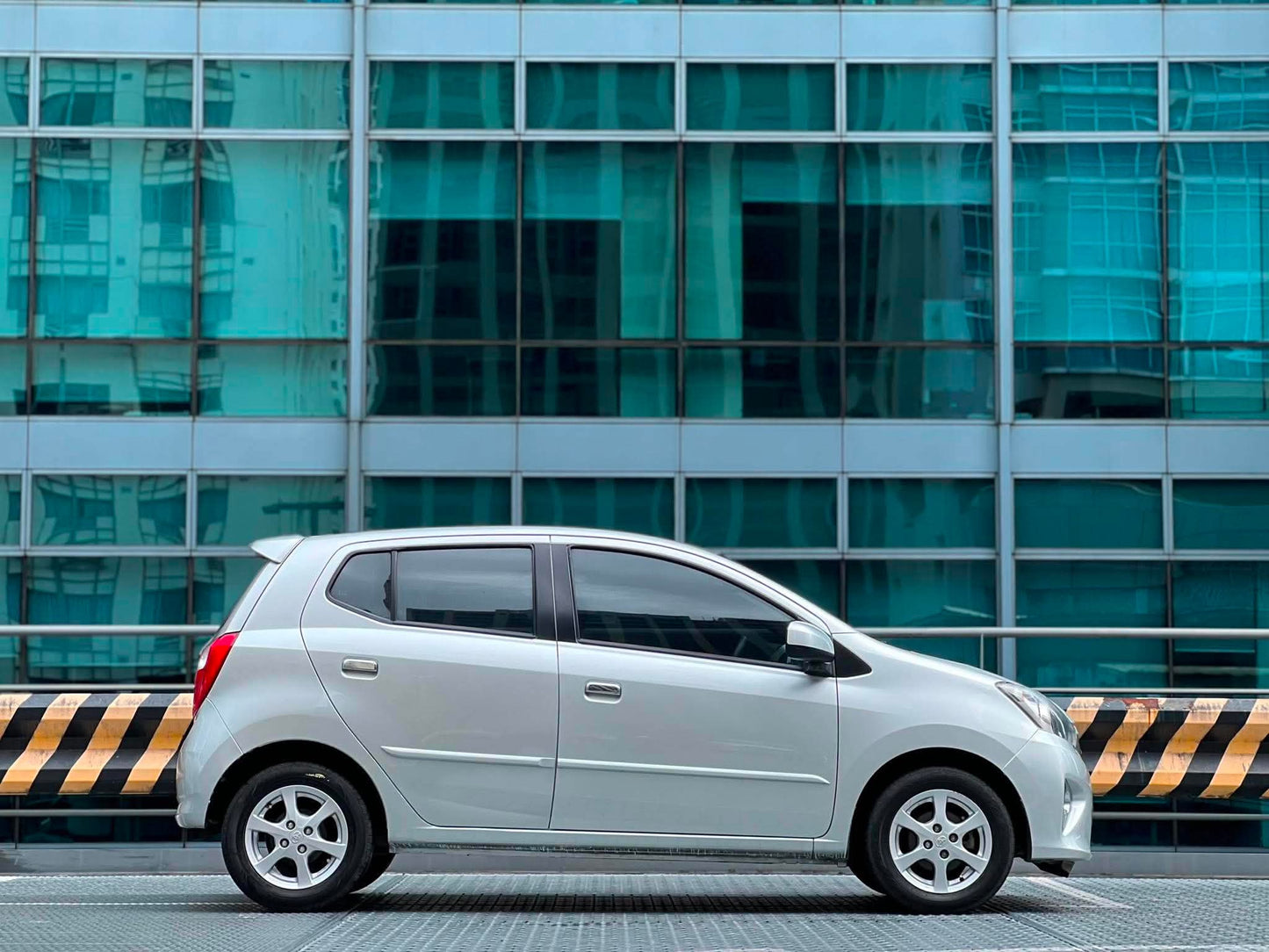 2017 Toyota Wigo 1.0 G, Automatic, Gas