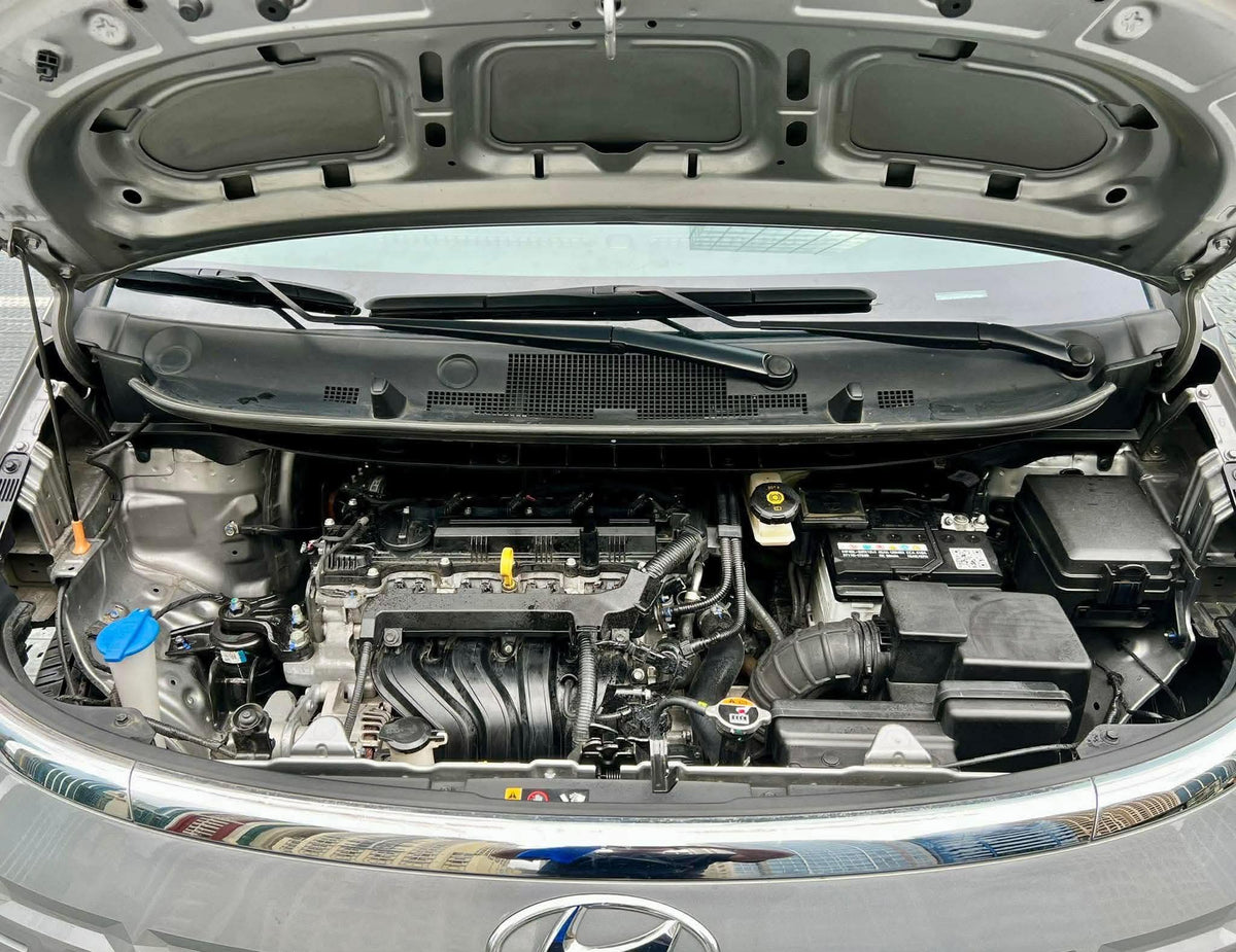 2025 Hyundai Stargazer GL, Automatic, Gas