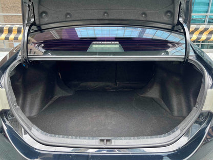 2015 Toyota Altis 1.6 V, Automatic, Gas