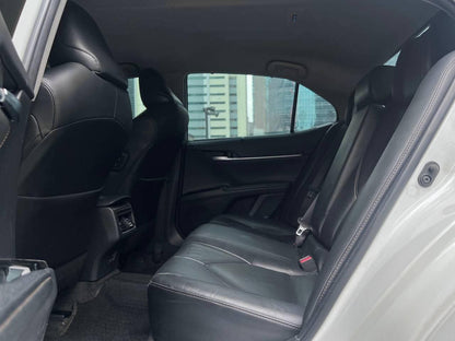 2020 Toyota Camry 2.5 V, Automatic, Gas