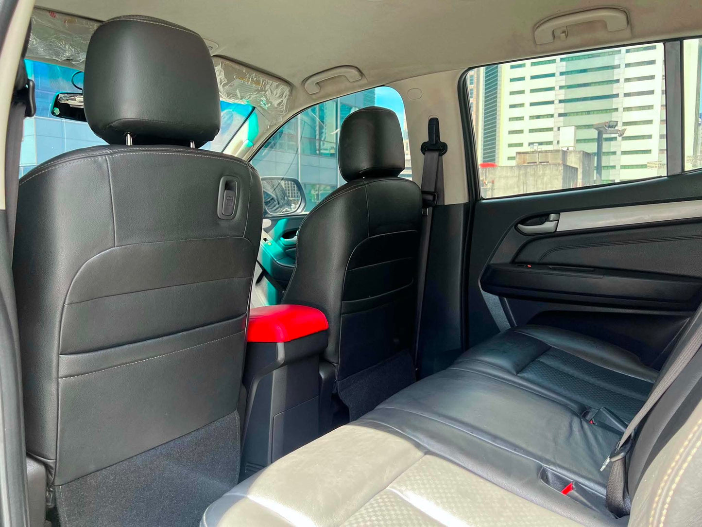 2015 Isuzu MUX 2.5 LSA 4x4, Automatic, Diesel