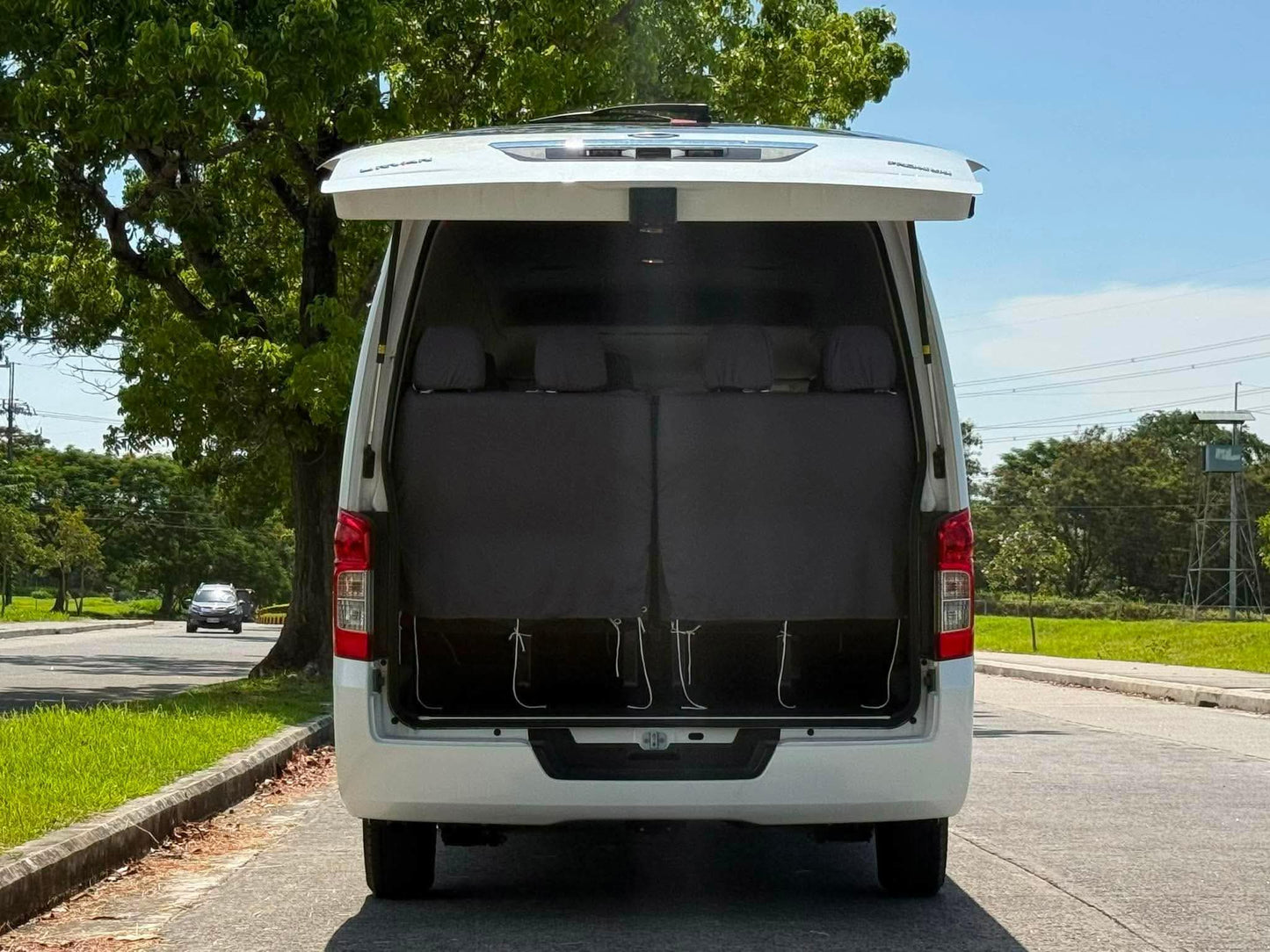 2025 Nissan Urvan 2.5 Premium, Automatic, Diesel