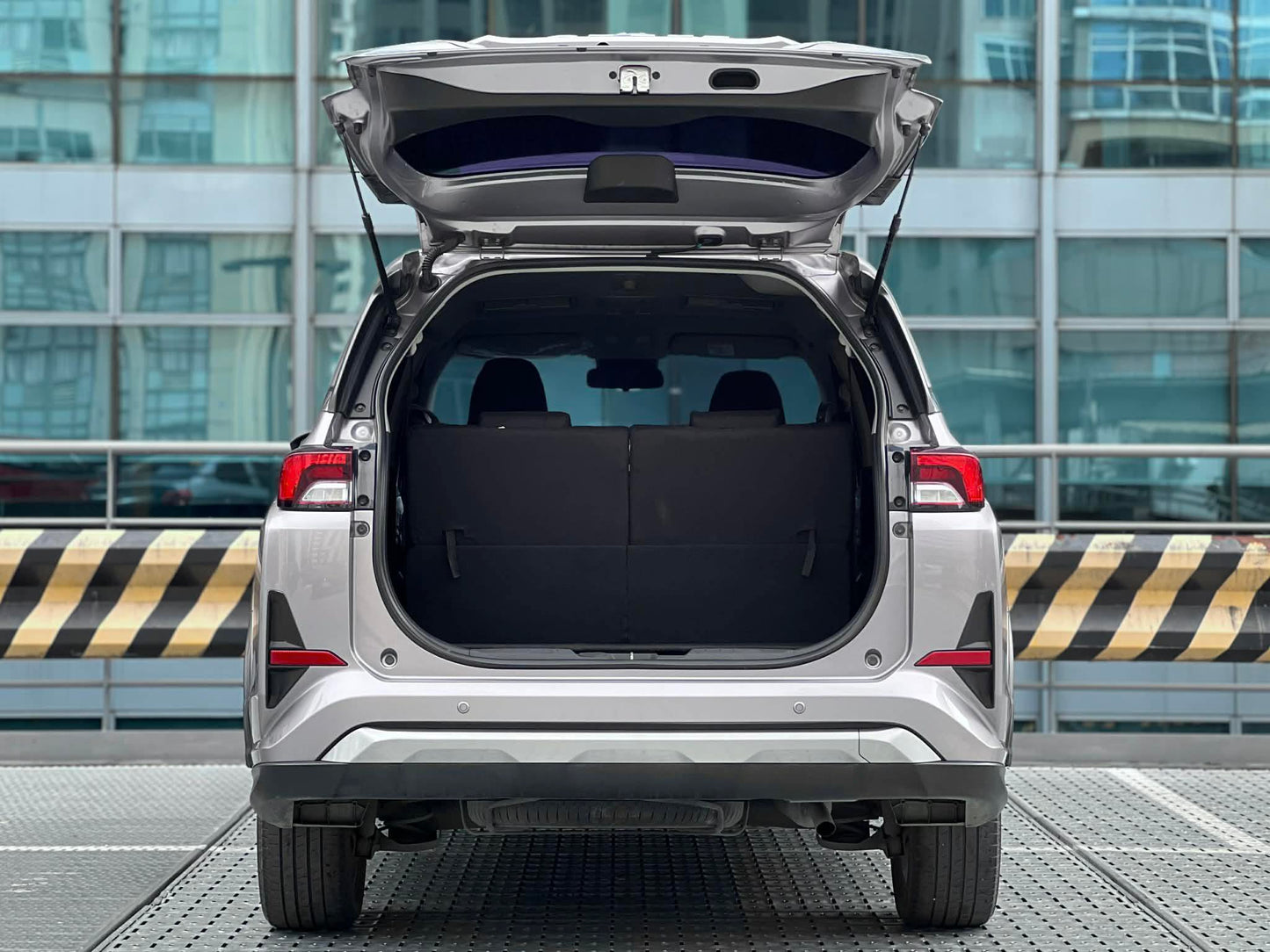 2022 Toyota Veloz 1.5 V, Automatic, Gas