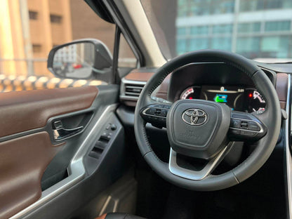 2024 Toyota Innova Zenix 2.0 V, Automatic, Gas