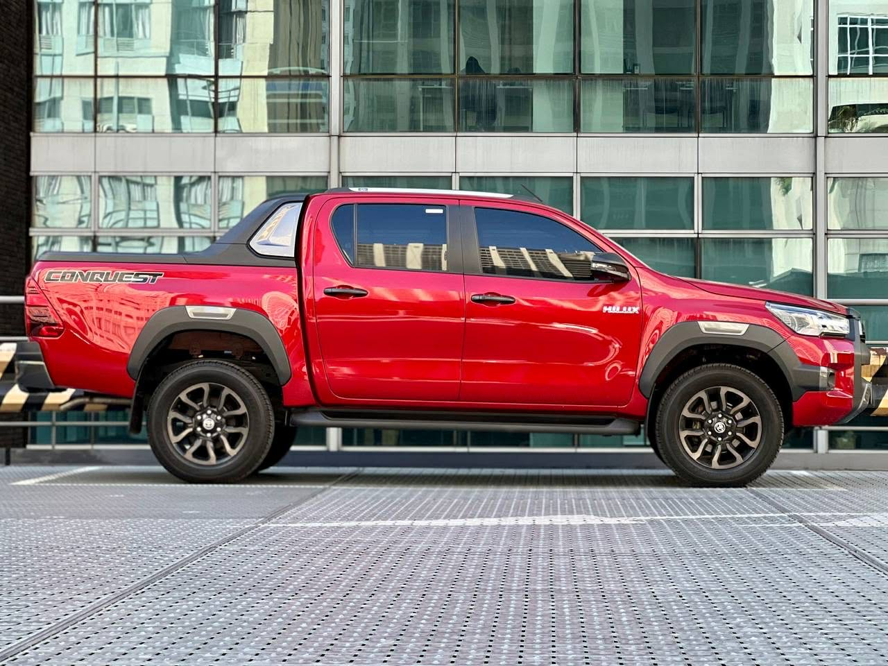 2024 Toyota Hilux 2.4 V 4x2 Conquest, Automatic, Diesel