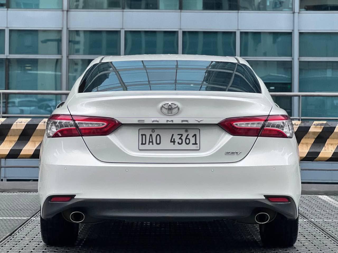 2020 Toyota Camry 2.5 V, Automatic, Gas
