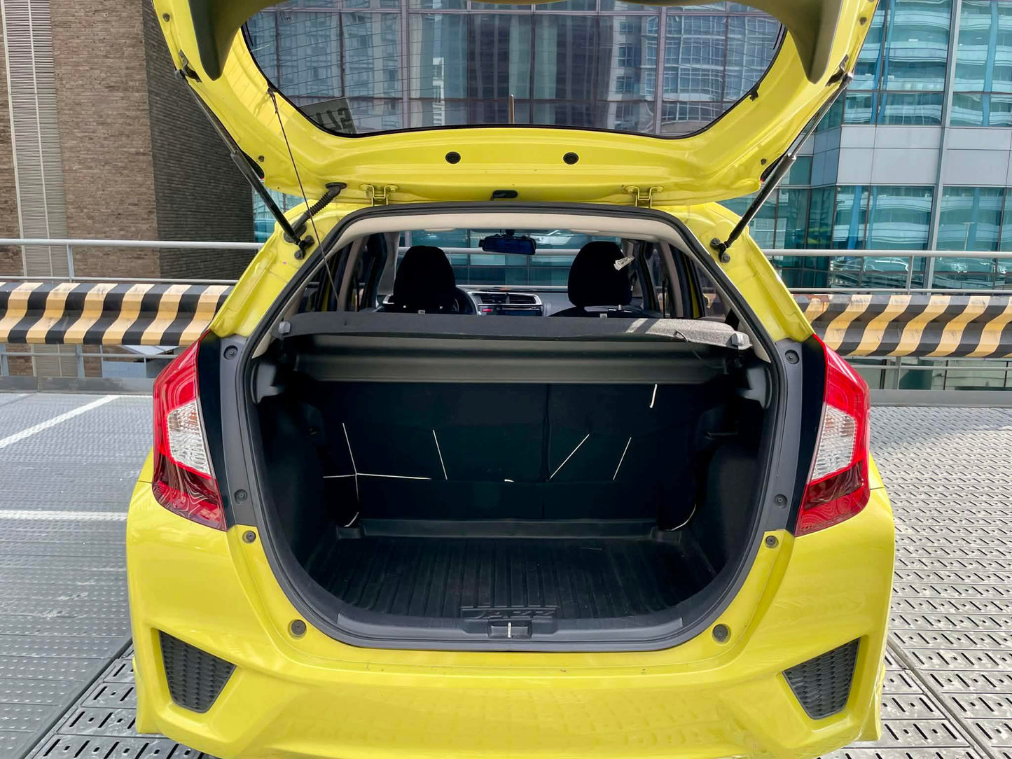 2015 Honda Jazz VX 1.5, Automatic, Gas l