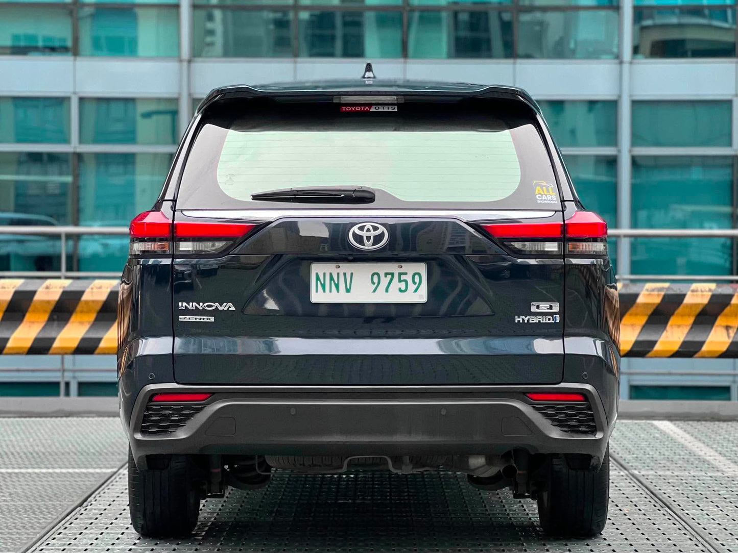 2024 Toyota Innova Zenix 2.0 Q HEV CVT, Automatic, Gas